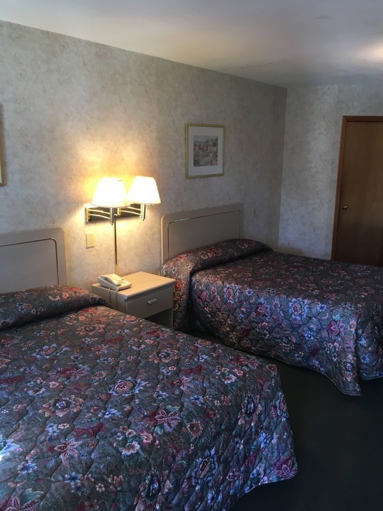 איתקה The Springwater Inn מראה חיצוני תמונה