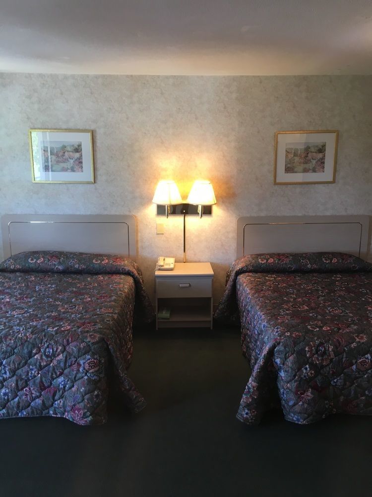 איתקה The Springwater Inn מראה חיצוני תמונה