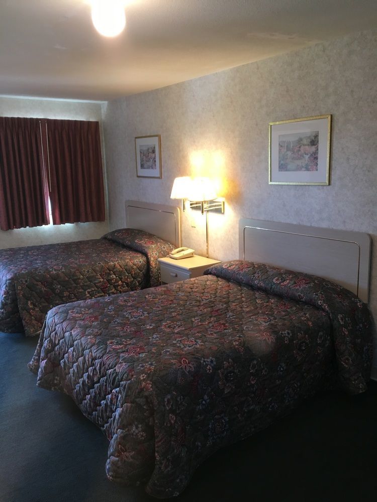 איתקה The Springwater Inn מראה חיצוני תמונה