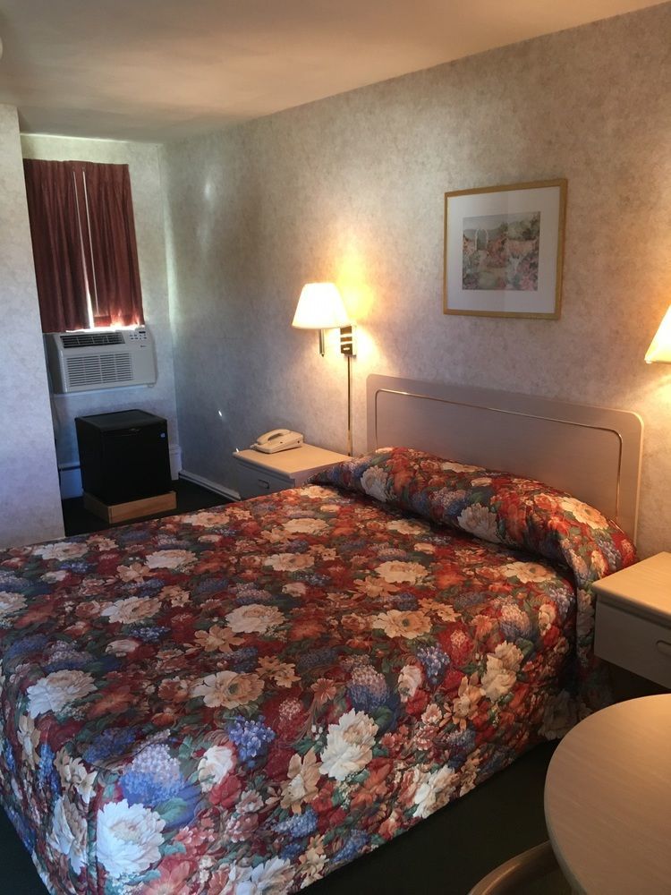 איתקה The Springwater Inn מראה חיצוני תמונה