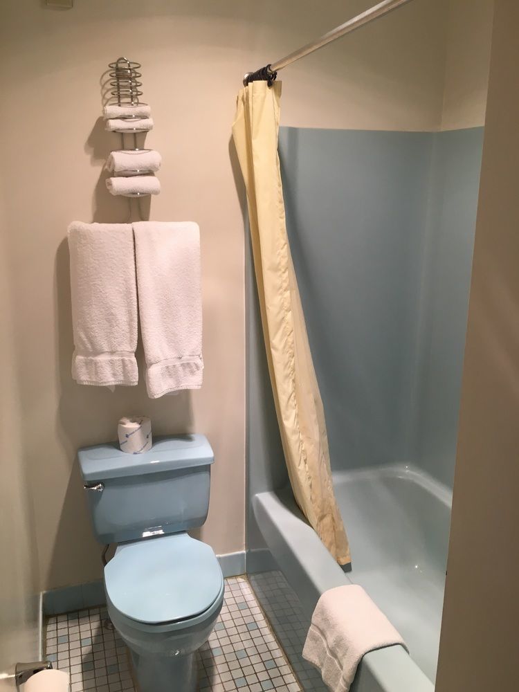 איתקה The Springwater Inn מראה חיצוני תמונה